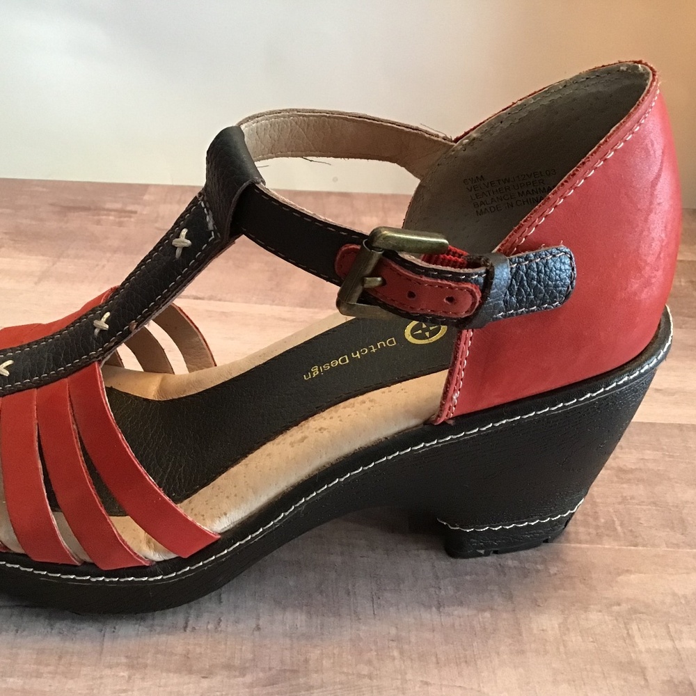 Jambu Dutch Design wedge sandal - Picture 3 of 9
